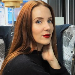 Simone Simons
